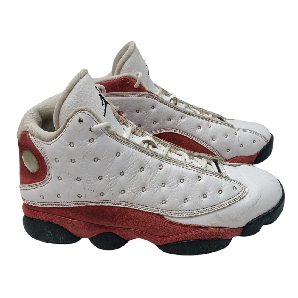 Jordan 13s Chicago Bulls Edition 414571-122 Red & White / Size‎ 9.5